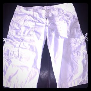 Hollister stretch cargo shorts 🌸